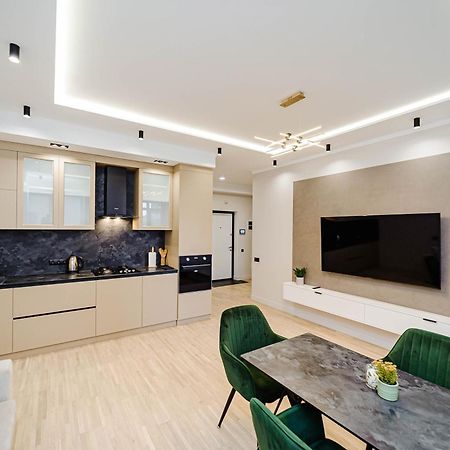 Luxury Oasis Flat Appartement Chişinǎu Buitenkant foto