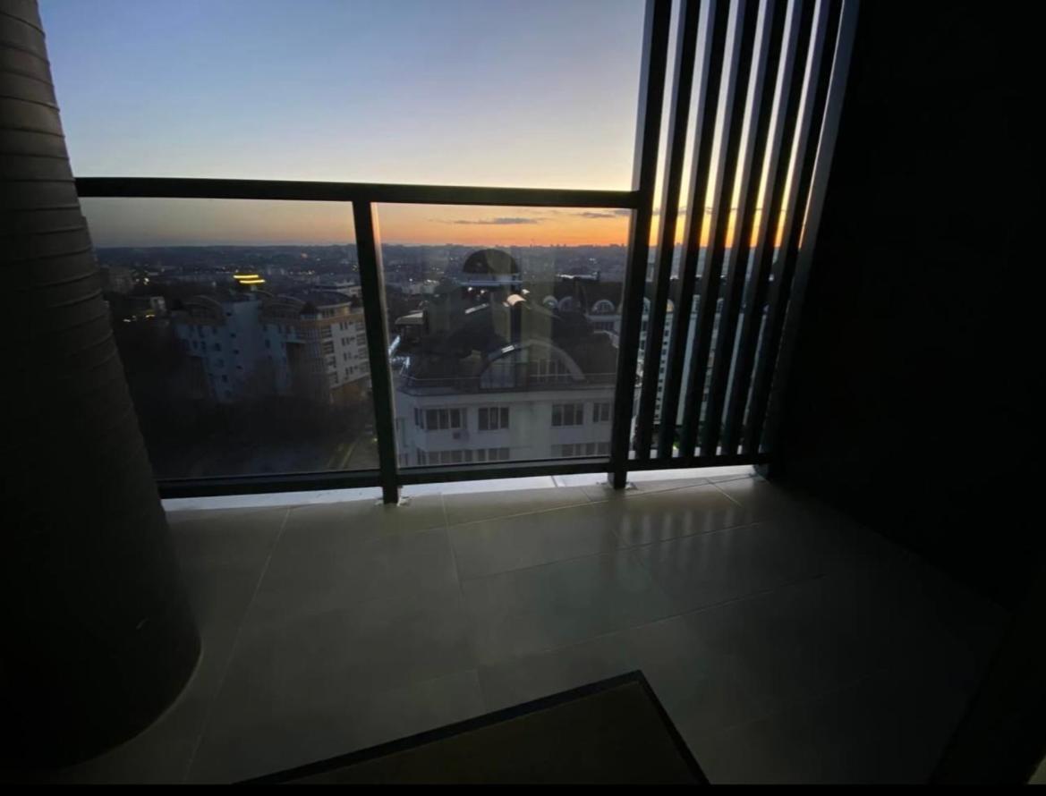 Luxury Oasis Flat Appartement Chişinǎu Buitenkant foto