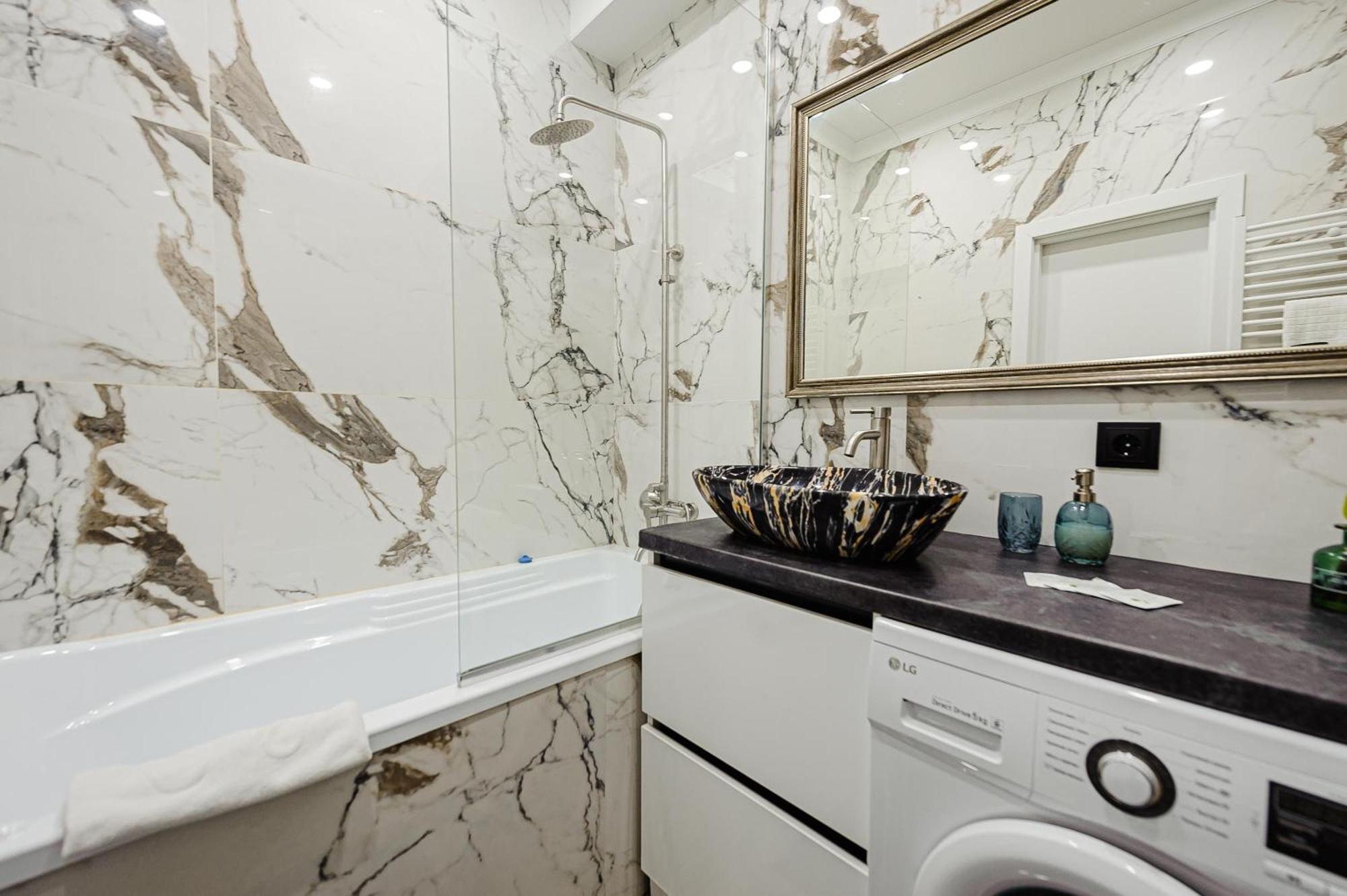 Luxury Oasis Flat Appartement Chişinǎu Buitenkant foto