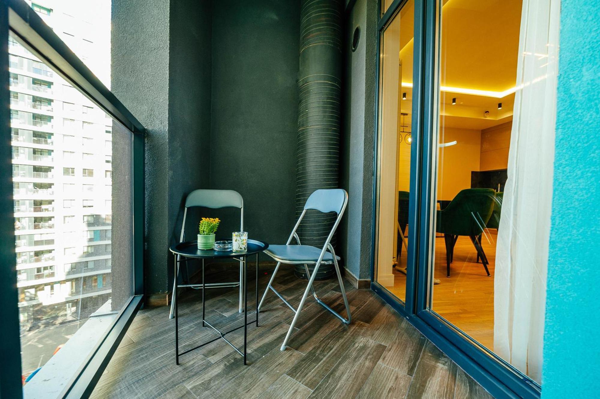 Luxury Oasis Flat Appartement Chişinǎu Buitenkant foto