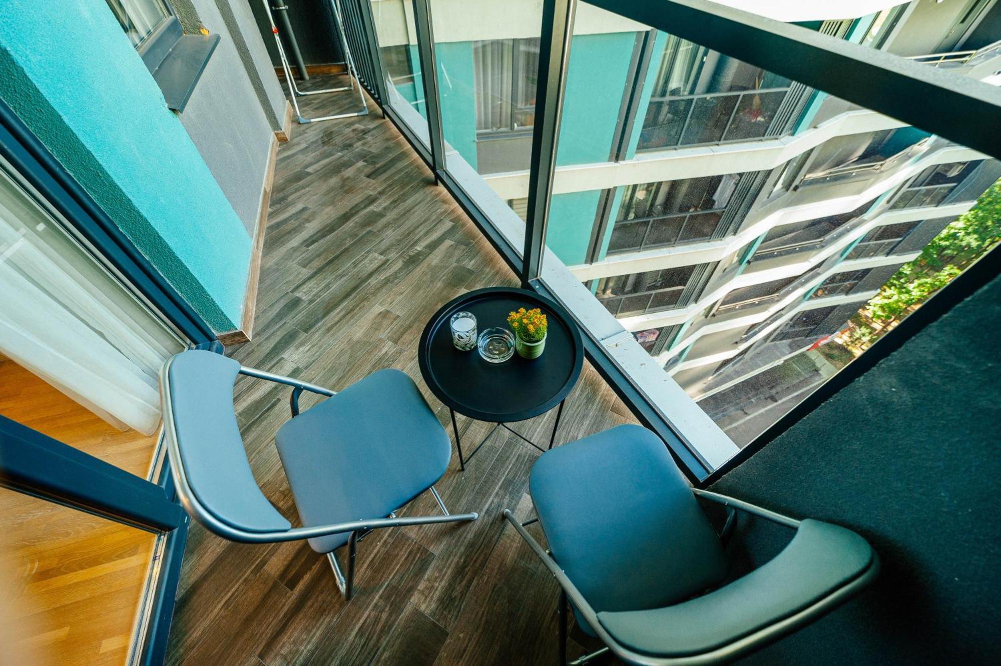 Luxury Oasis Flat Appartement Chişinǎu Buitenkant foto
